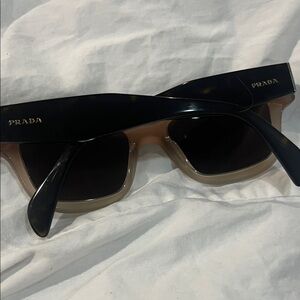 Prada Black and Brown Sunglasses preowned
